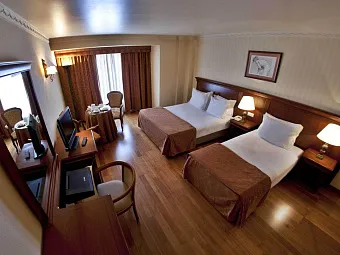 Отель TURIM LISBOA 4*