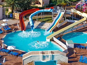  Аквапарк в отеле AQUIS SANDY BEACH RESORT