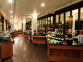 Отель PANDANUS BEACH RESORT & SPA 4*