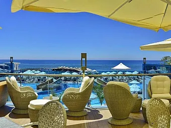 Отель AZURA DELUXE RESORT & SPA 5*